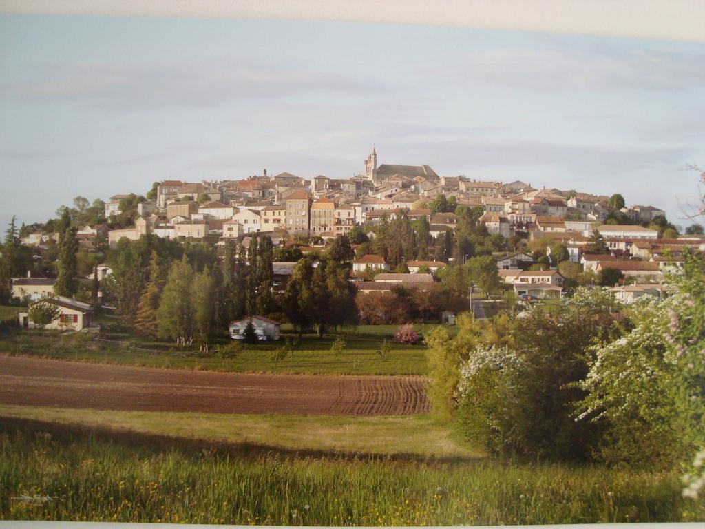 Petit Gite Des Augustins Monflanquin Luaran gambar