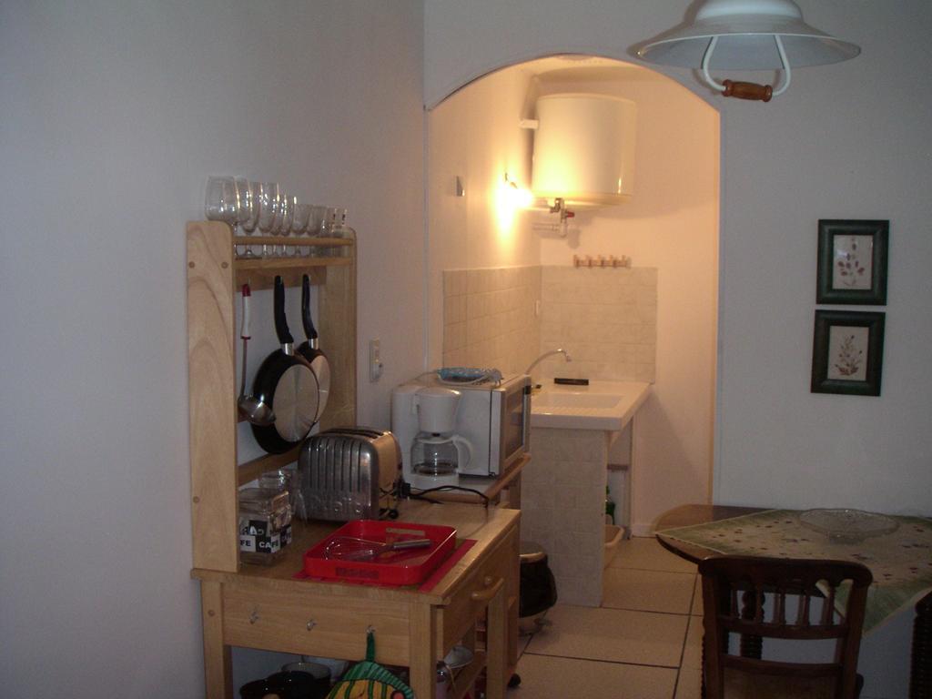 Petit Gite Des Augustins Monflanquin Luaran gambar