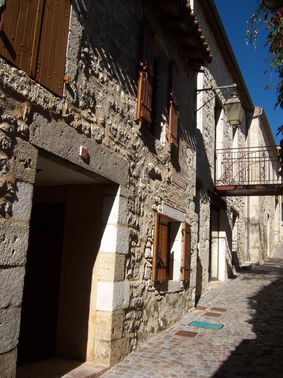 Petit Gite Des Augustins Monflanquin Luaran gambar