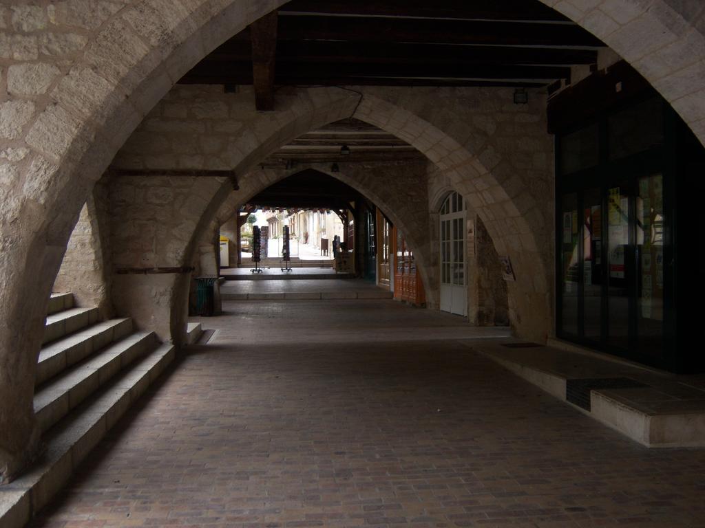 Petit Gite Des Augustins Monflanquin Luaran gambar